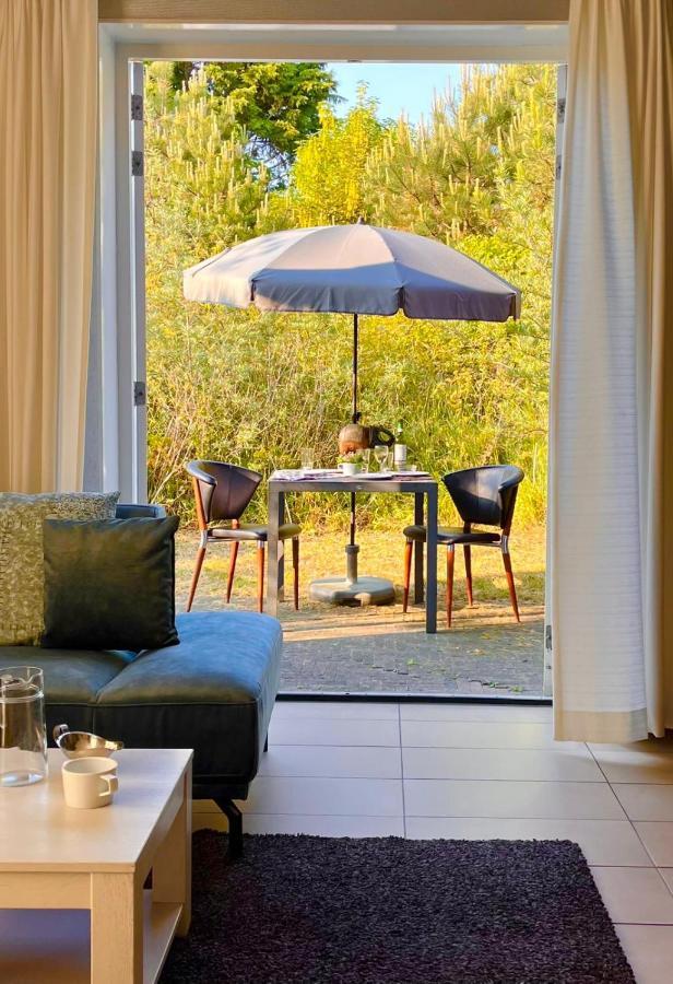 Wellness Suites Dellewal West-Terschelling Exteriör bild