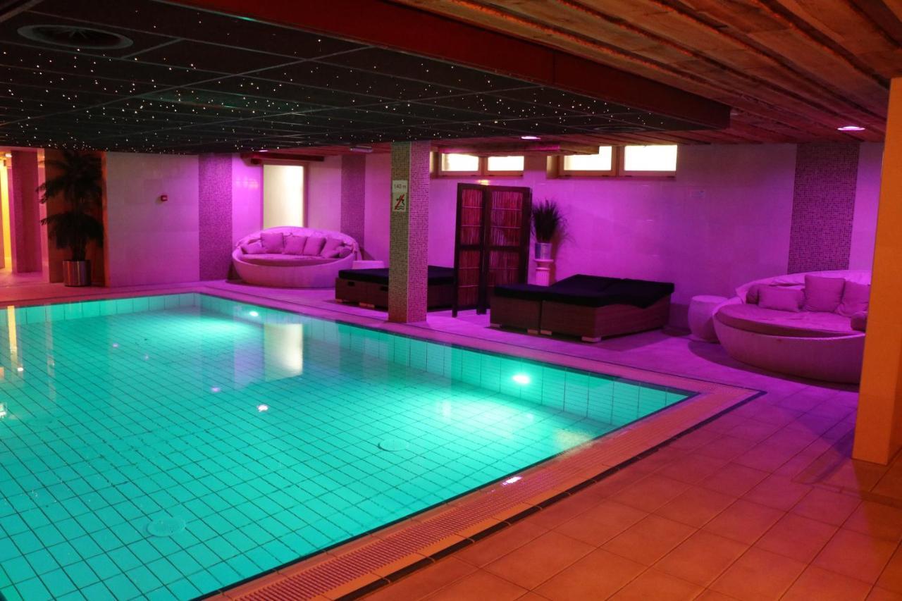 Wellness Suites Dellewal West-Terschelling Exteriör bild